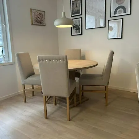 Apartman Modern With Rooftop & Sea View